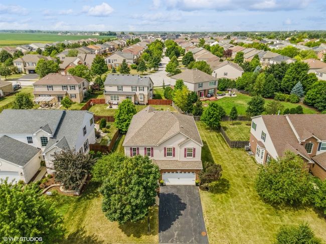 541 Regal Ln, House other with 4 bedrooms, 3 bathrooms and 2 parking in Bolingbrook IL | Image 20