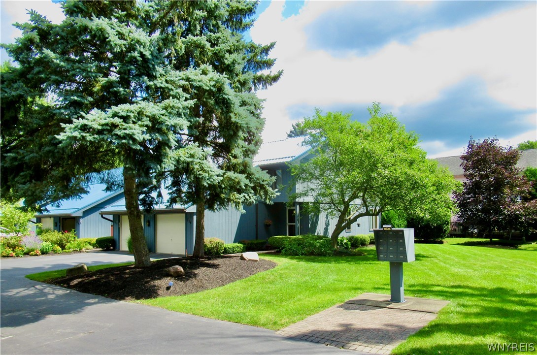 Tuscarora St, Lewiston, NY 14092