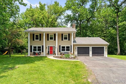 24 Forest Gate Dr, Belleville, IL, 62220-2903 | Card Image