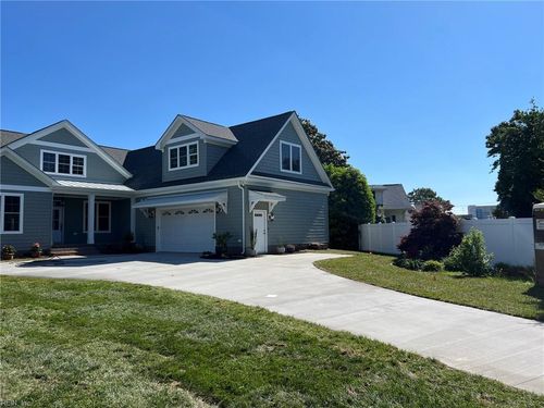 401 Virginia Ave, Virginia Beach, VA, 23451-4639 | Card Image