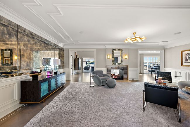 3251 W Shore Dr, House other with 5 bedrooms, 10 bathrooms and null parking in Orchard Lake MI | Image 5
