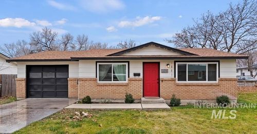 1105 E Roosevelt Ave, Nampa, ID, 83686-5351 | Card Image