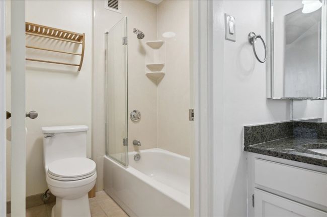 APT-1105 - 109 N Main St, Condo with 2 bedrooms, 2 bathrooms and null parking in Memphis TN | Image 27