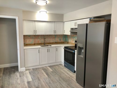 274 Platt St, Bridgeport, CT, 06606-2945 | Card Image