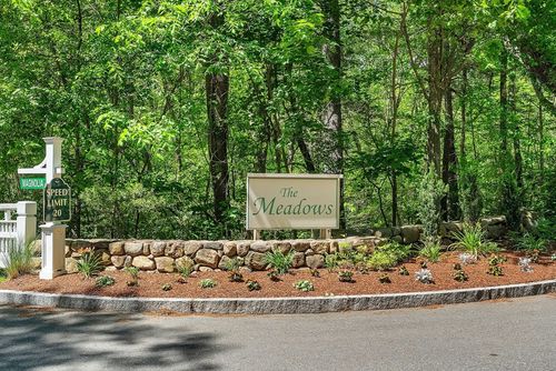 202-202 Dahlia Dr, Wayland, MA, 01778 | Card Image
