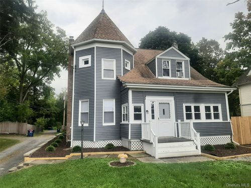 46 Old Post Rd, Staatsburg, NY, 12580-5922 | Card Image