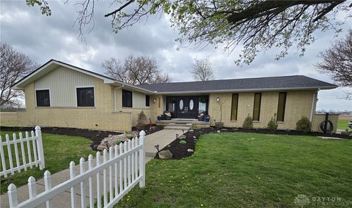 5720 Us Route 40, Tipp City, OH, 45371-9482 | Card Image