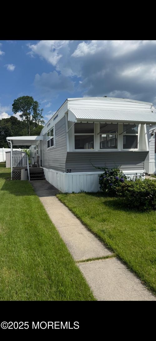 32-32 Shorehaven Trl, Hazlet, NJ, 07730 | Card Image