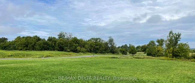 2030 Labonte St, House other with 3 bedrooms, 3 bathrooms and 15 parking in Clarence Creek ON | Image 41