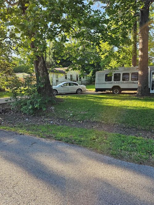 7423 Sundown3 Drive, Houston, TX, 77028 | Card Image