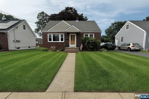 23 Center Ct, Garfield, NJ, 07026-3501 | Card Image