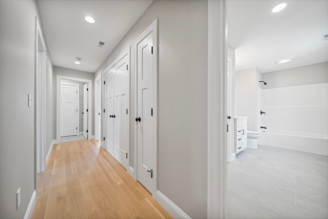 5 True Ave, House other with 4 bedrooms, 4 bathrooms and null parking in Derry NH | Image 21