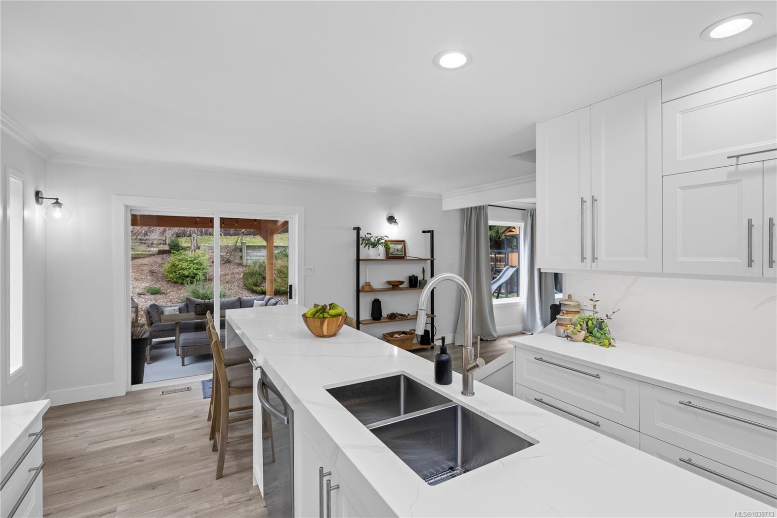Residential in Nanoose Bay 3