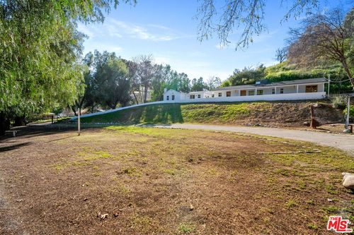 10311 Wheatland Ave, Shadow Hills, CA, 91040-1247 | Card Image