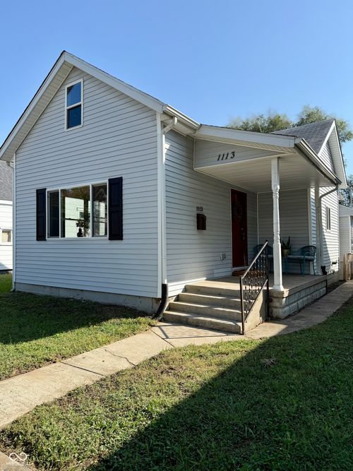 1113 Union St, Columbus, IN, 47201-5850 | Card Image