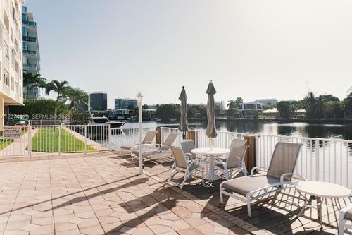5b-9111 E Bay Harbor Dr, Bay Harbor Islands, FL, 33154-2711 | Card Image