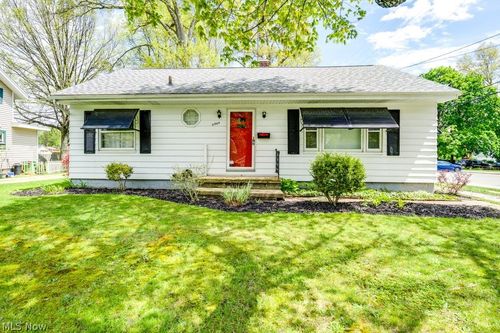 3569 Elm Rd, Stow, OH, 44224-3914 | Card Image