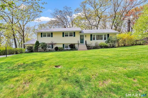 38 Cold Spring Cir, Shelton, CT, 06484-4805 | Card Image