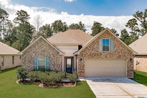 13717 Fig Dr, Denham Springs, LA, 70726-2322 | Card Image