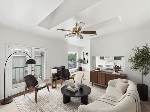 304-7126 Holly Hill Dr, Dallas, TX, 75231-5265 | Card Image