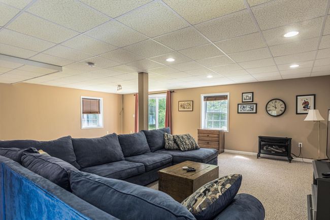 48 Nuthatch Loop, House other with 3 bedrooms, 2 bathrooms and null parking in Barrington NH | Image 24
