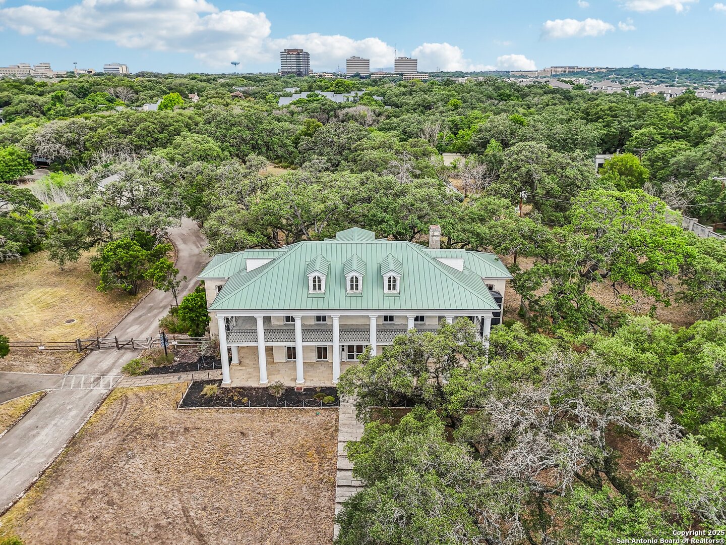 Commercial Sale in San Antonio 2