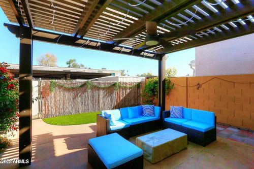 8237 E Orange Blossom Ln, Scottsdale, AZ, 85250-7315 | Card Image
