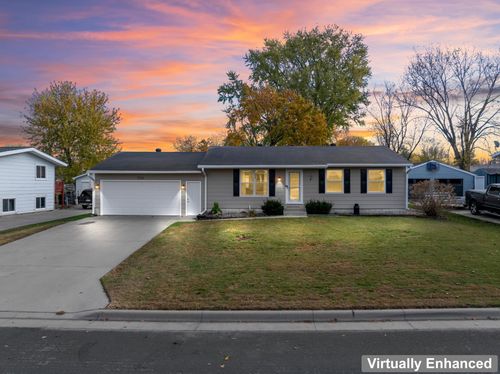 700 3rd Ave Se, Stewartville, MN, 55976-1406 | Card Image