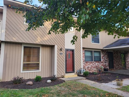 740 Wheatland Cir, Bridgeville, PA, 15017-1121 | Card Image