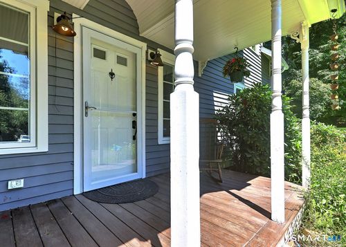 409 Dogburn Ln, Orange, CT, 06477-2649 | Card Image