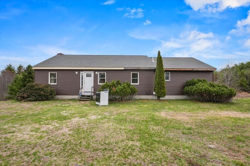 2 Woods Rd, Royalston, MA, 01368-9574 | Card Image