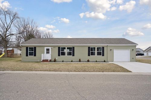 675 Brooks St S, Eden Valley, MN, 55329-1645 | Card Image