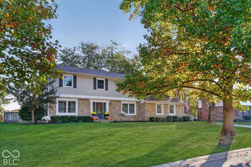 457 Coventry Way, Noblesville, IN, 46062-8095 | Card Image
