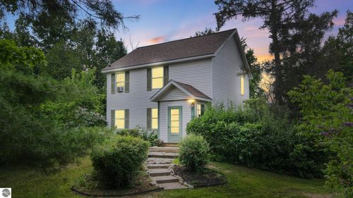 2601 Rushton Rd, Central Lake, MI, 49622-9745 | Card Image