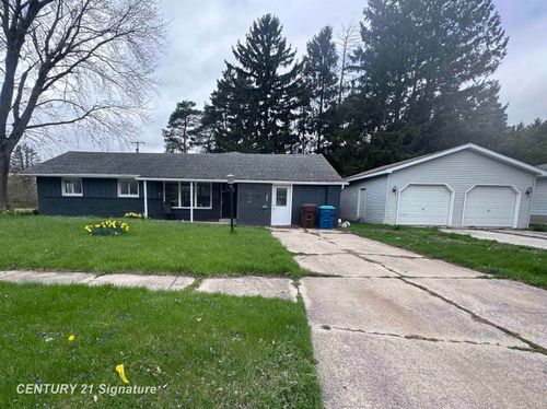 106 Avis Court, Pinconning Township, MI, 48650 | Card Image