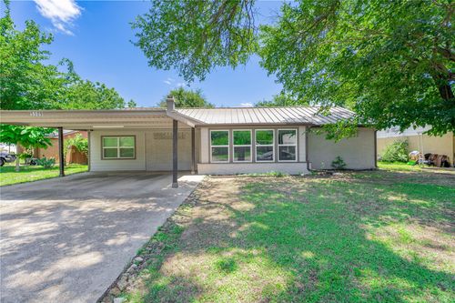 5509 Gilbow Ave, River Oaks, TX, 76114-3224 | Card Image