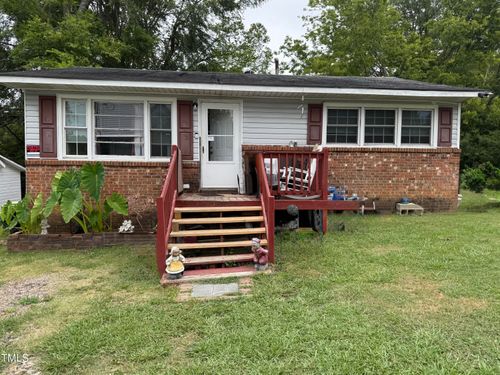 206 1st St, Oxford, NC, 27565-3516 | Card Image