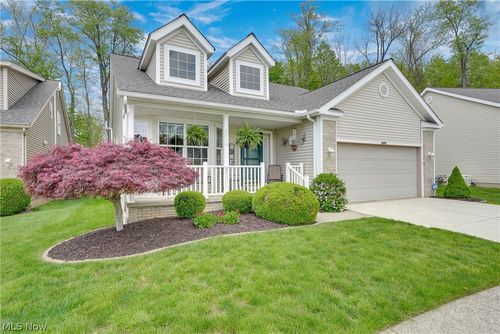9278 Clark Cir, Twinsburg, OH, 44087-3075 | Card Image