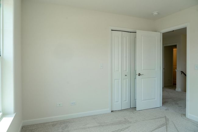 513 Amherst Dr, Townhouse with 3 bedrooms, 3 bathrooms and 4 parking in Sycamore IL | Image 20