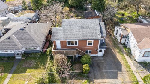 658 Thulin St, Campbell River, BC, V9W2L3 | Card Image
