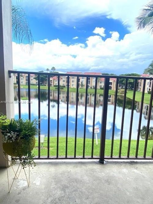204-2061 Renaissance Blvd, Miramar, FL, 33025-5681 | Card Image