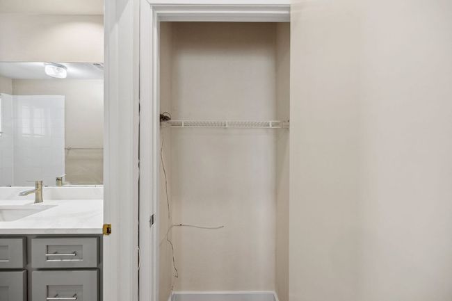 APT-302 - 712 Graham Pl, Condo with 2 bedrooms, 2 bathrooms and null parking in Austin TX | Image 25