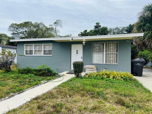 1348 9th St, West Palm Beach, FL, 33401-3132 | Card Image
