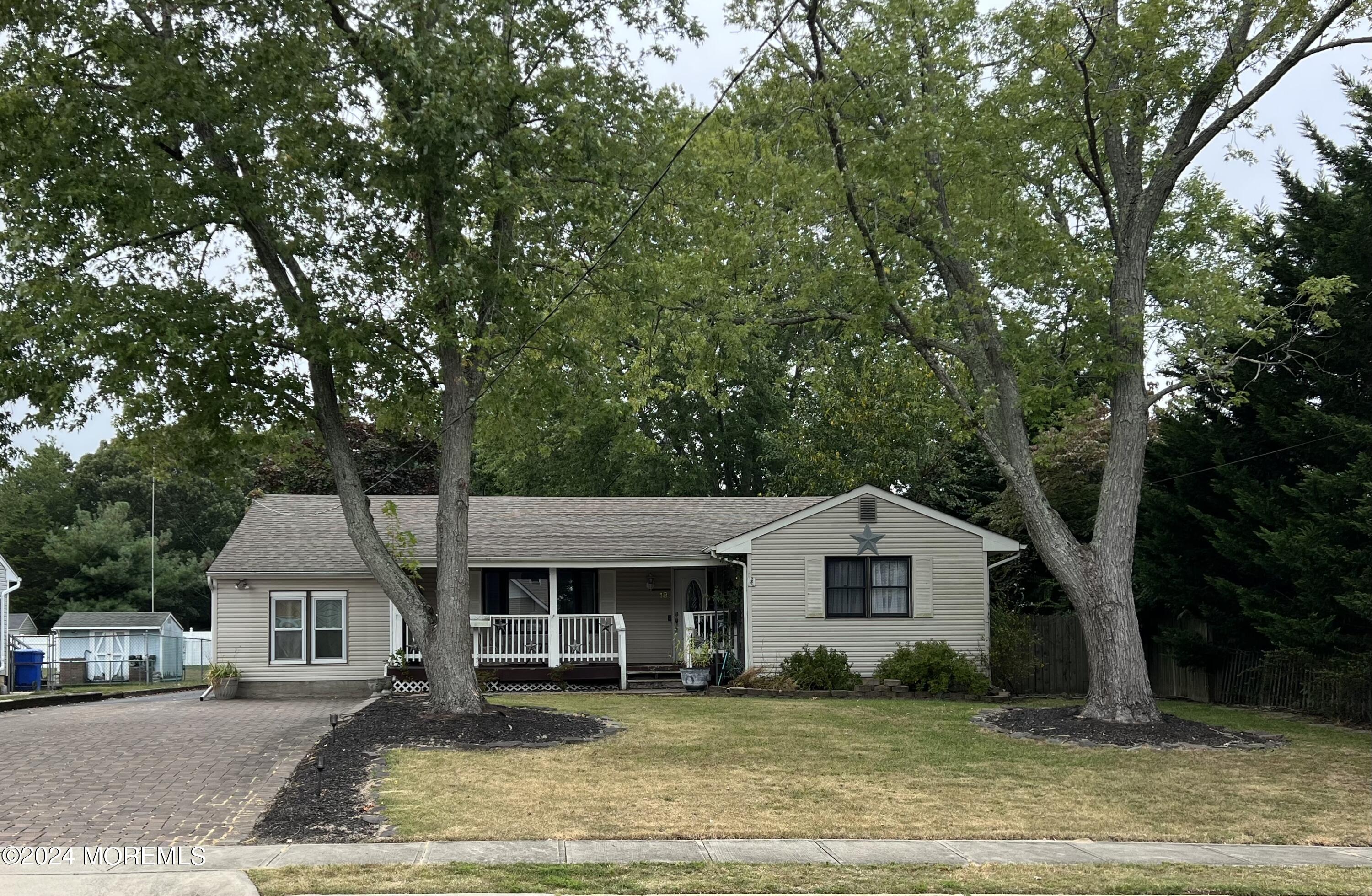 Silver Creek Ln, Toms River, NJ 08753