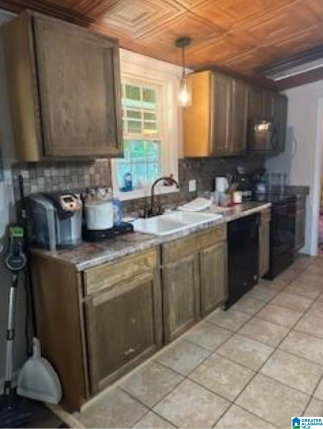 33679 Highway 22, House other with 3 bedrooms, 2 bathrooms and null parking in Verbena AL | Image 5