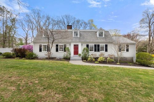 2 Yorkshire Rd, Dover, MA, 02030-2363 | Card Image