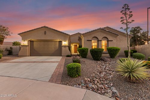 6648 S Lyon Dr, Gilbert, AZ, 85298-4274 | Card Image