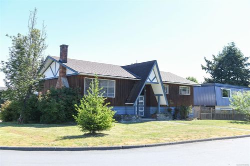 2029 Cedar Cres, Courtenay, BC, V9N3B8 | Card Image
