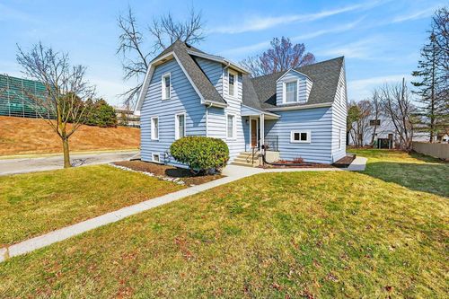 656 N 99th Street, Wauwatosa, WI, 53226 | Card Image