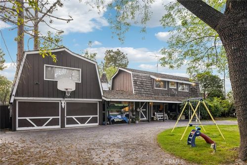 7723 Varna Ave, North Hollywood, CA, 91605-4420 | Card Image